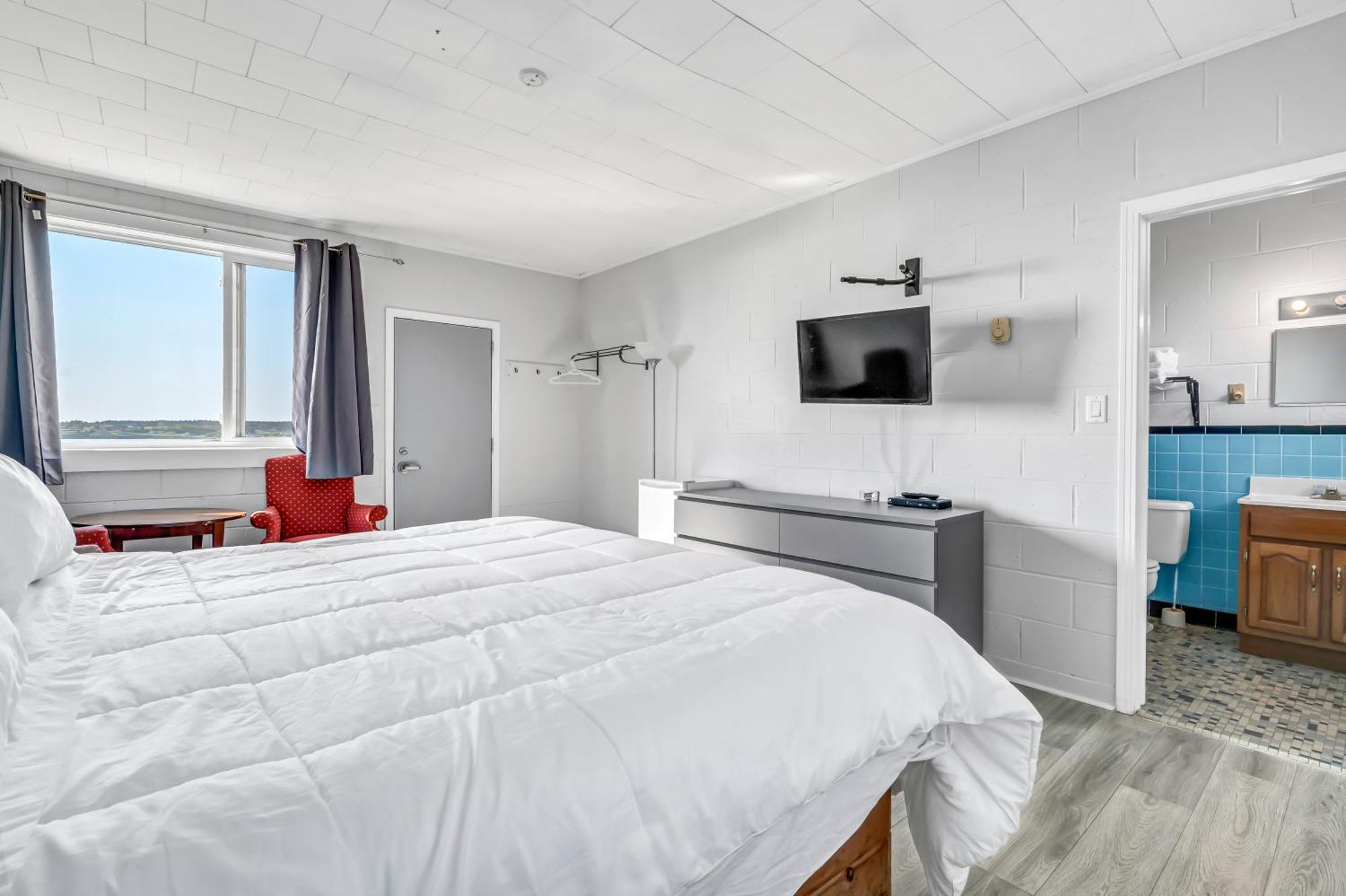 Cape View Motel & Cottages Mavilette エクステリア 写真