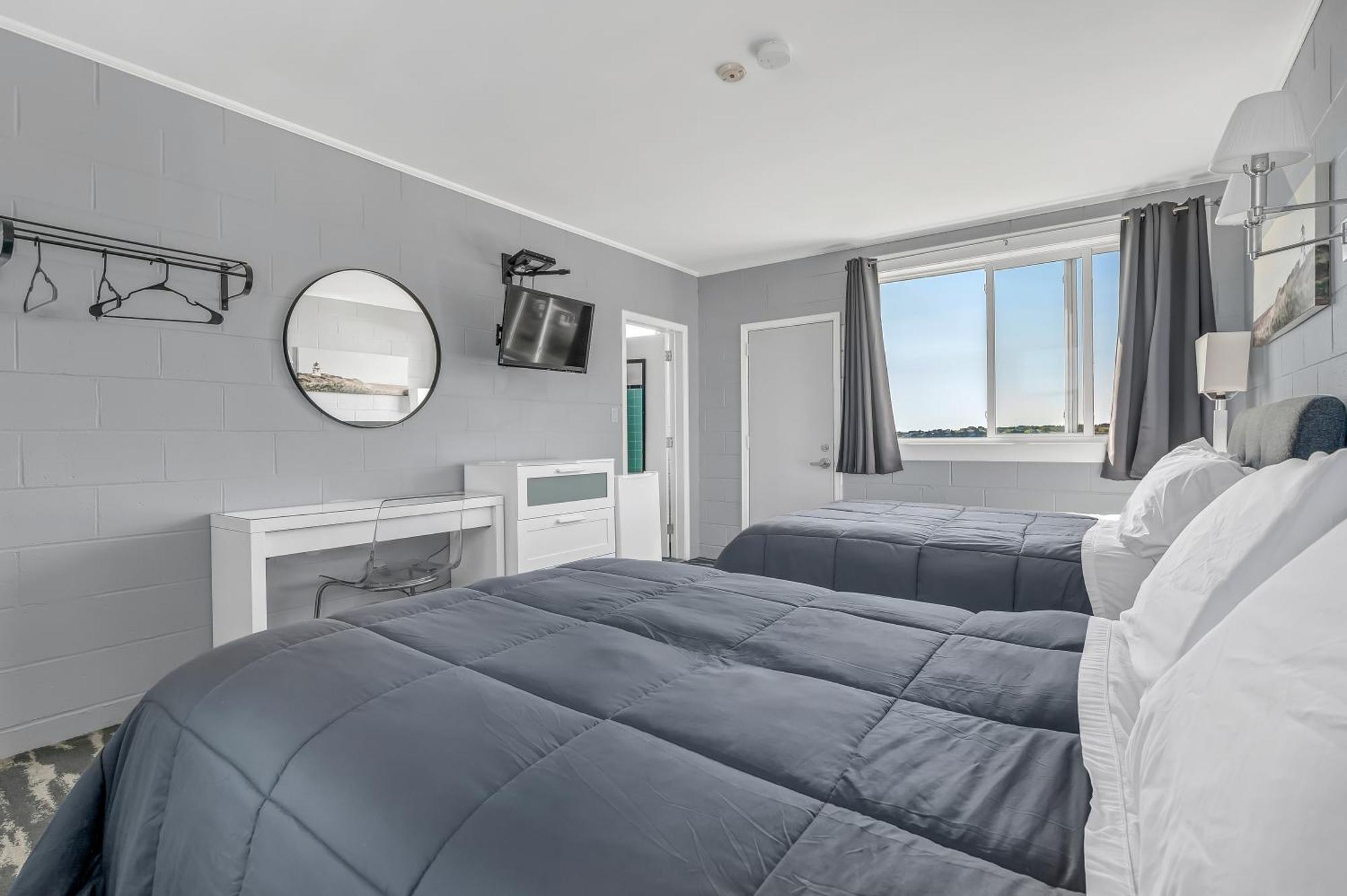 Cape View Motel & Cottages Mavilette エクステリア 写真