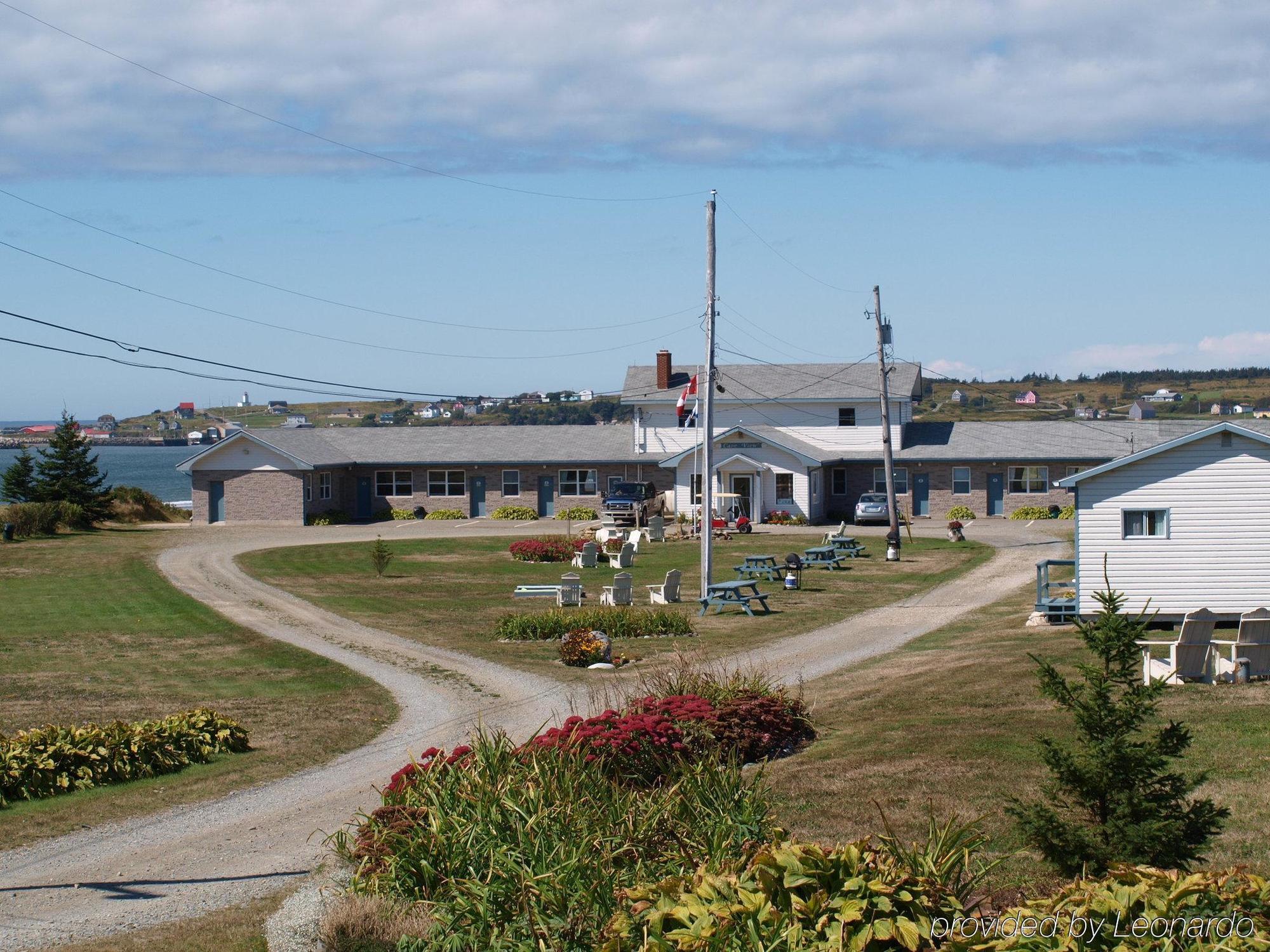 Cape View Motel & Cottages Mavilette エクステリア 写真